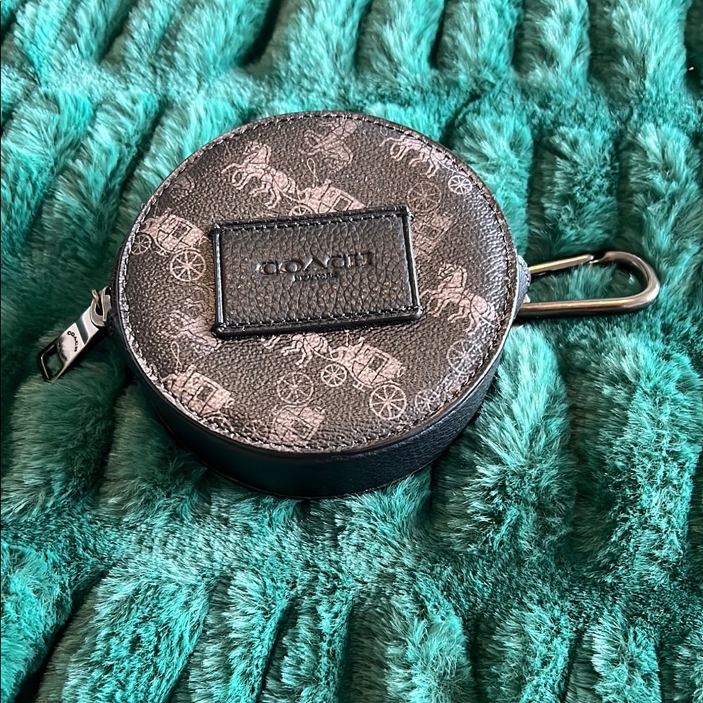 Stylish Black Round Coin Pouch